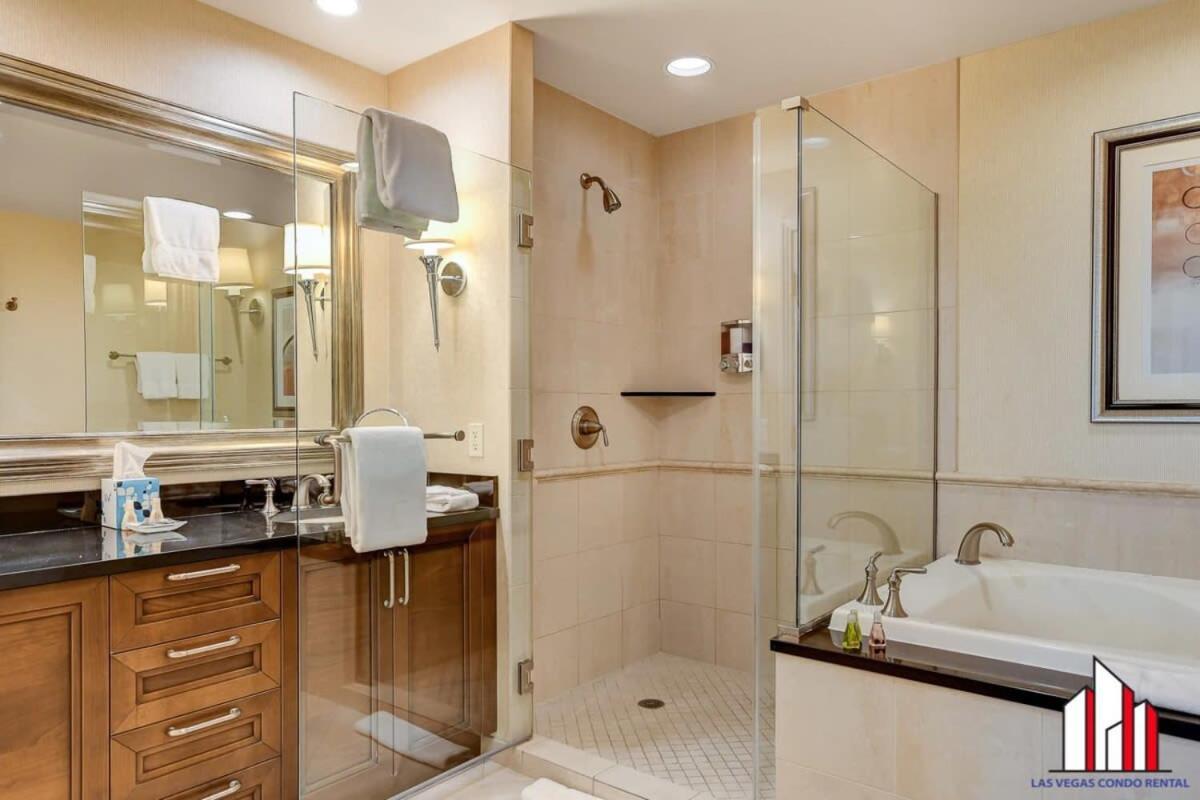 Mgm Signature-22-611 Strip View Jacuzzi Studio Las Vegas Bagian luar foto